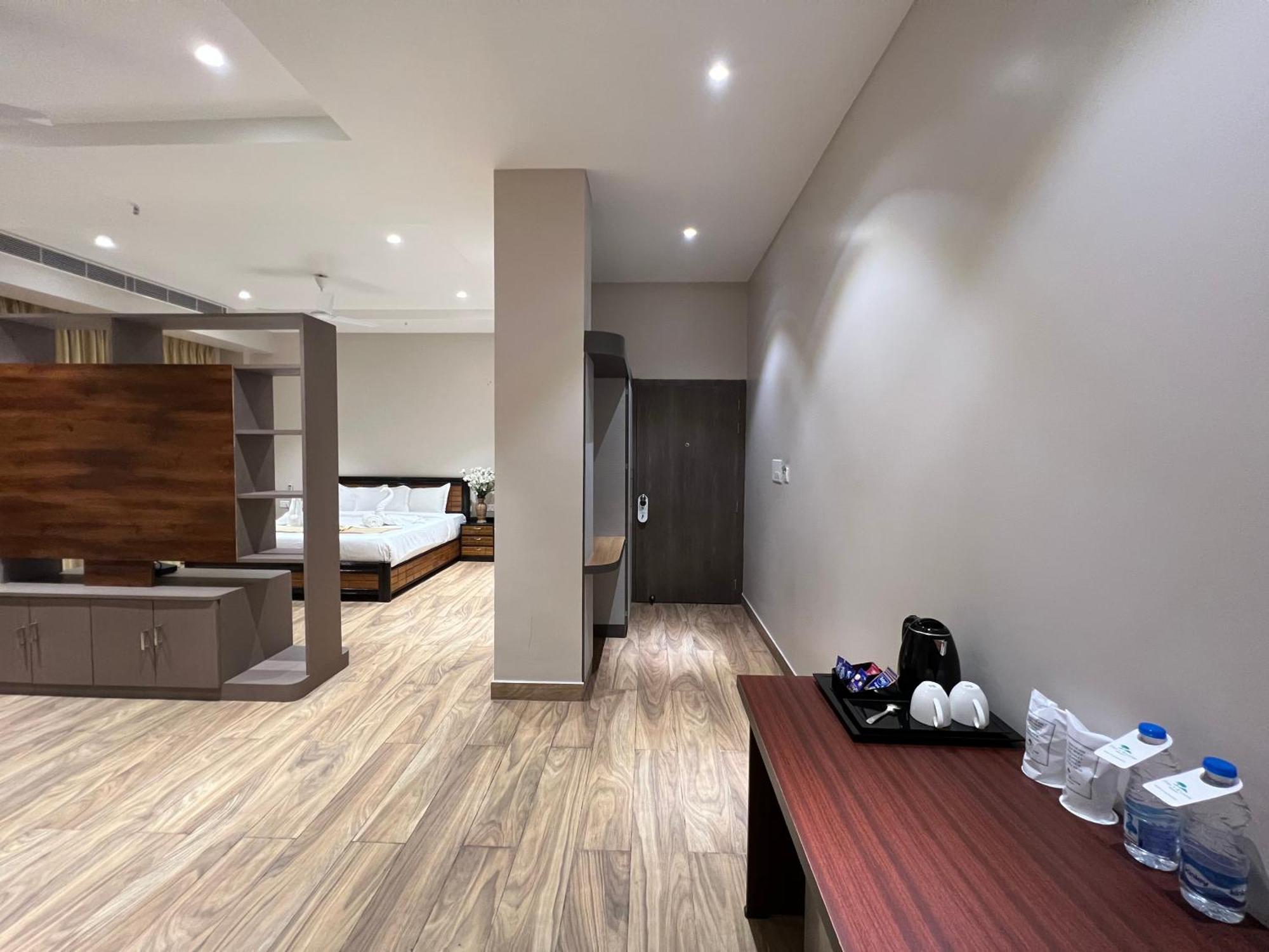 Finn'S Weaver Resort, Kāziranga Exteriér fotografie